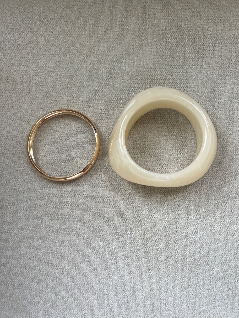 Gold and cream resin bangle